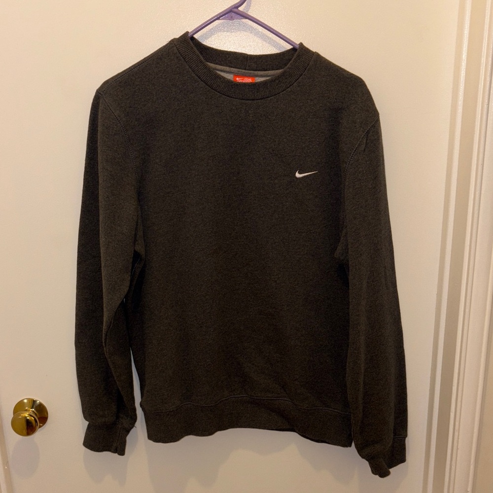 Vintage Nike Men's Dark Gray Crewneck Sweater